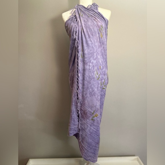 Women’s Multi Way Wrap - Picture 2 of 4